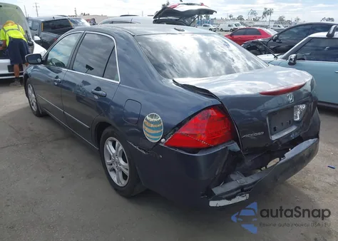 2006 Honda Accord 2.4 Ex from USA, damaged, VIN JHMCM56876C011384
